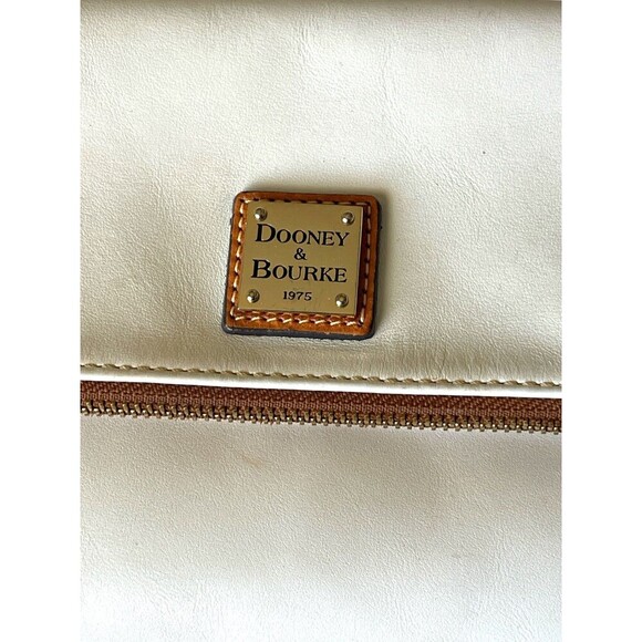 Dooney & Bourke Florentine Foldover Zip Crossbody Purse White Leather EUC - Picture 2 of 8